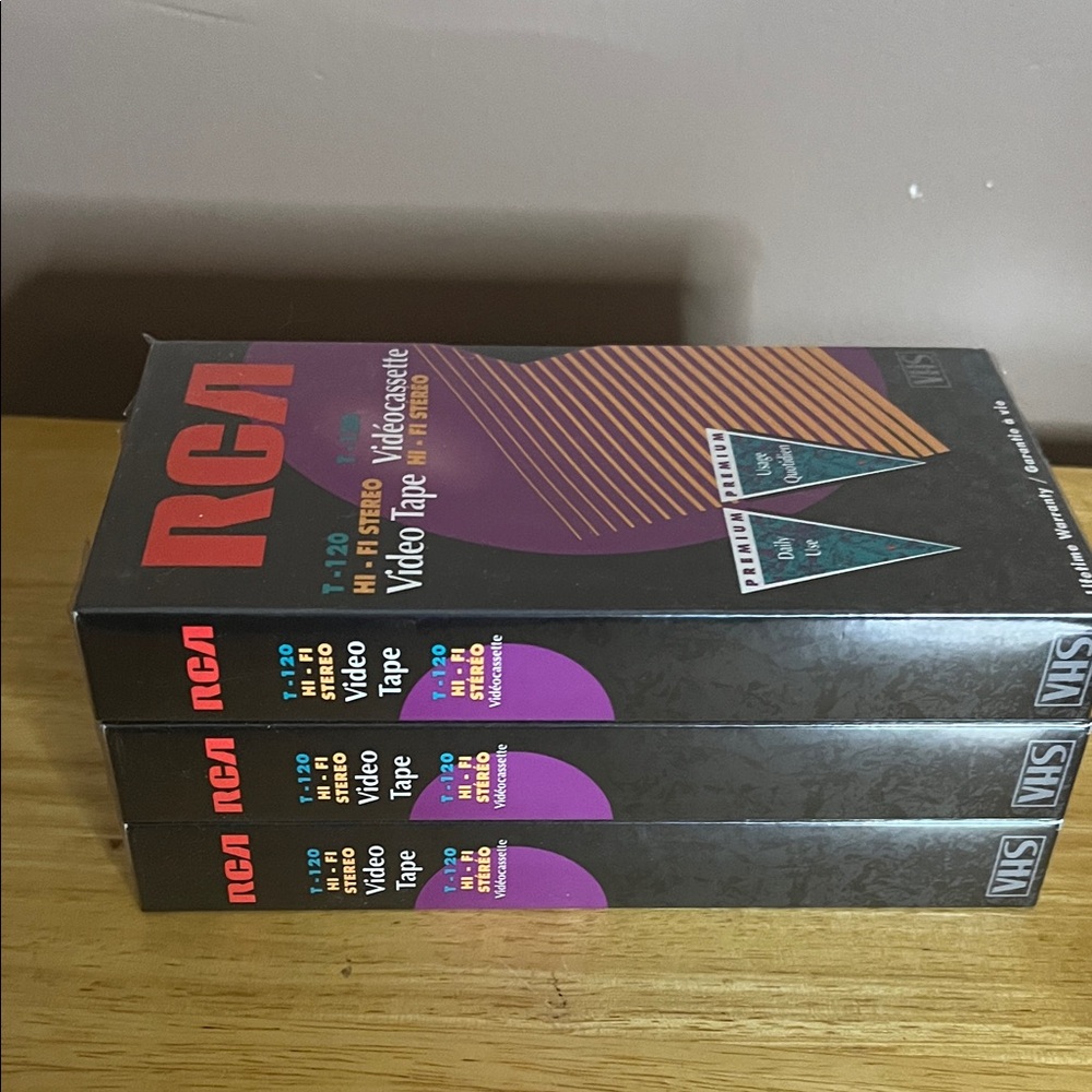 😄Three pack sealed vhs tapes RCA NEW